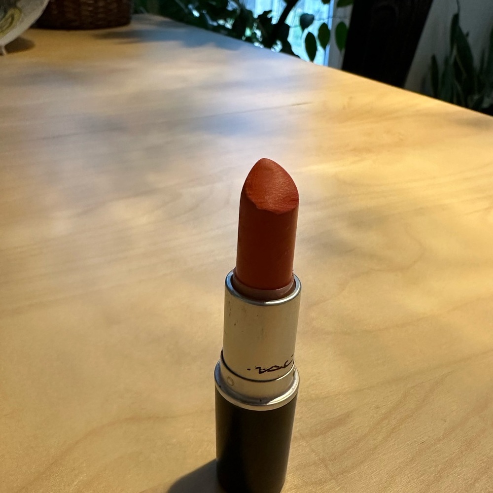 MAC Sounds Like Noise Lipstick